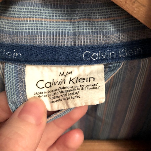 Calvin Klein Button Up - Picture 2 of 4